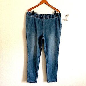 Plus Size Faded Denim Elastic Waist Jeans